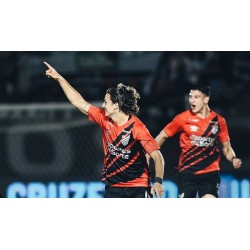 Athletico PR vence o Bragantino mais uma vez e avança na Copa Brasil